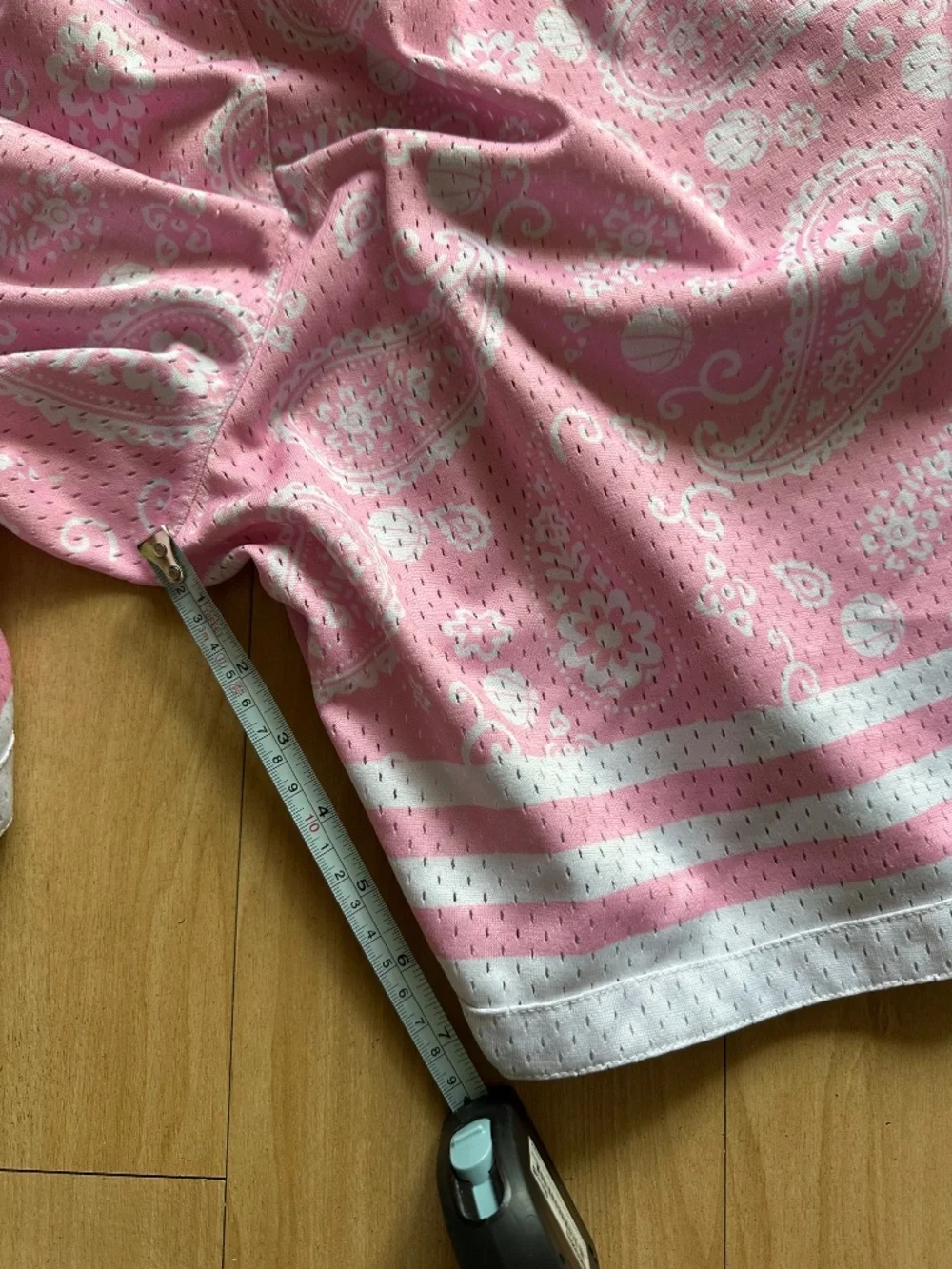 GT shorts size medium